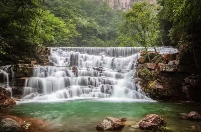 夏已到，想要透心凉？这里的飞瀑流泉等你来